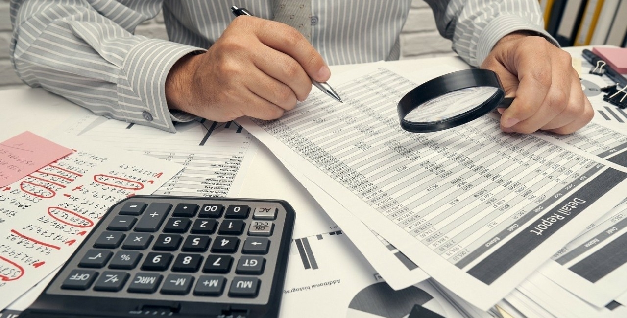 Έλεγχος από την εφορία: Βήμα-βήμα τι να κάνετε αν σας καλέσουν